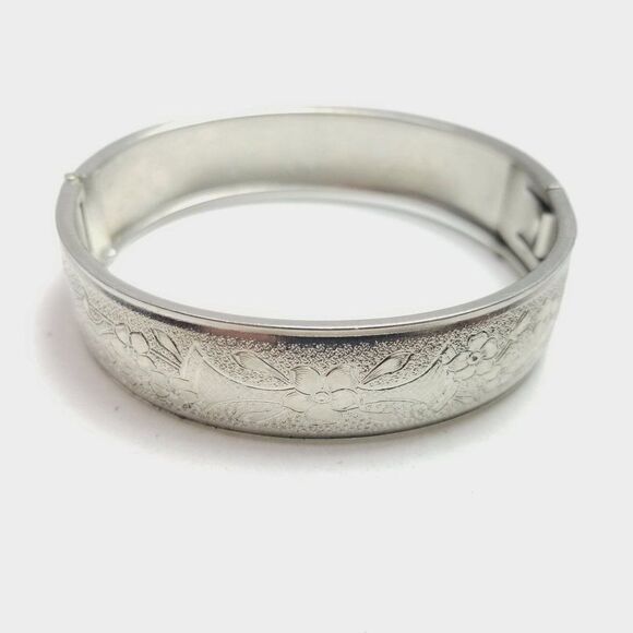 Vintage Floral Pattern Silve Tone HInged Bangle Bracelet, Stacking, Estate - Picture 8 of 8